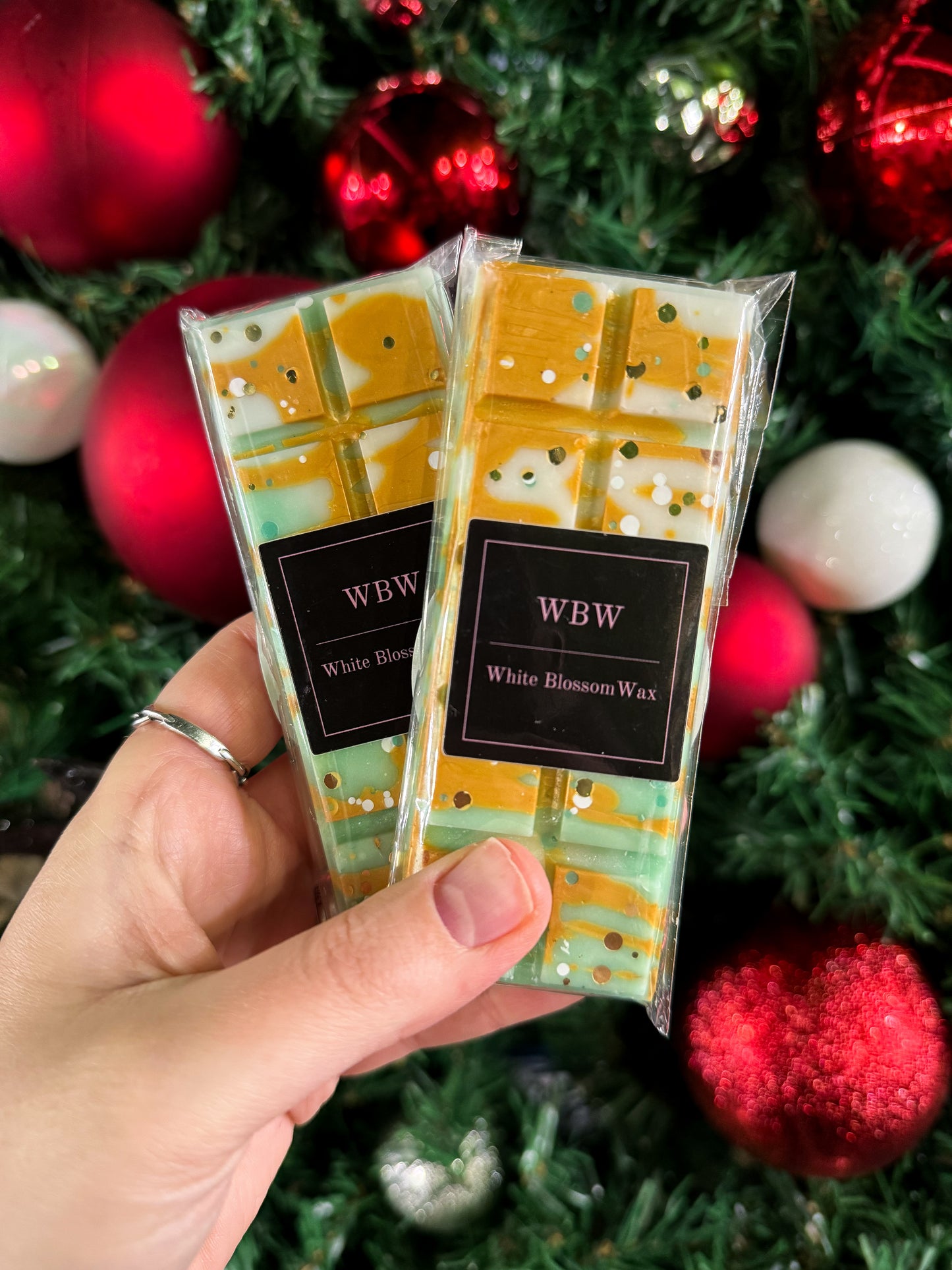 Kisses Under The Mistletoe Wax Melt Bar