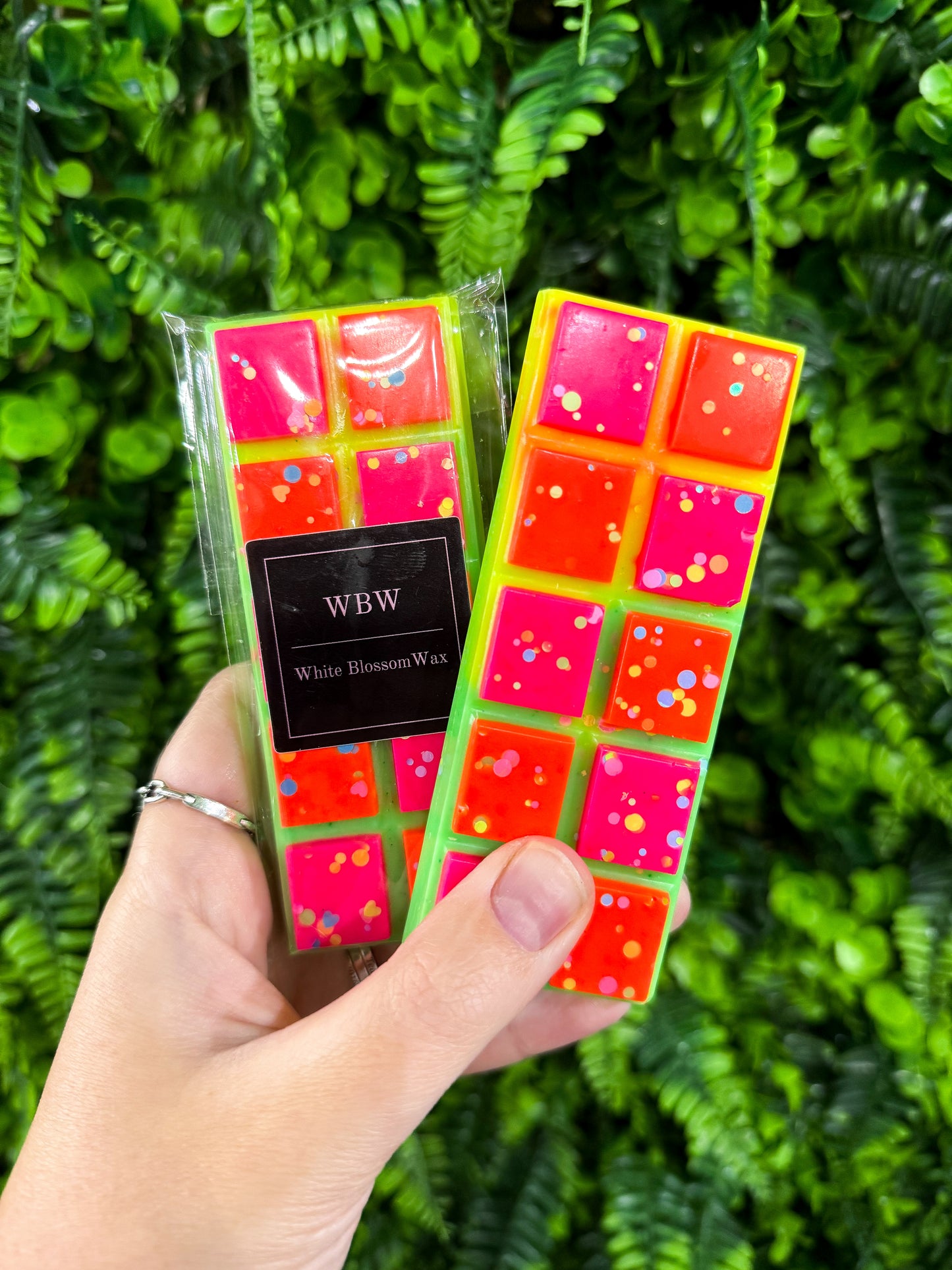 Love Island Wax Melt Bar